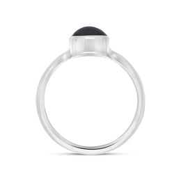 Sterling Silver Whitby Jet Heritage Oval Shaped Ring. R499.