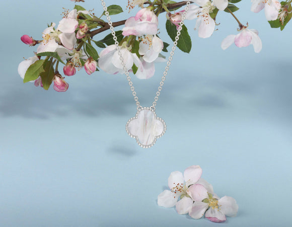 Sterling Silver White Mother of Pearl Bloom Large Four Leaf Clover Ball Edge Chain Necklet