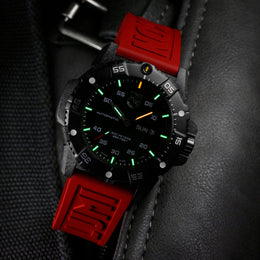 Luminox Sea Master Automatic Carbon Seal 3800 Series Watch