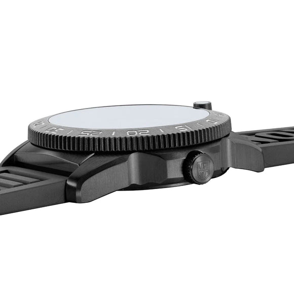 Luminox Pacific Diver Ripple Collection 3120M Series Watch